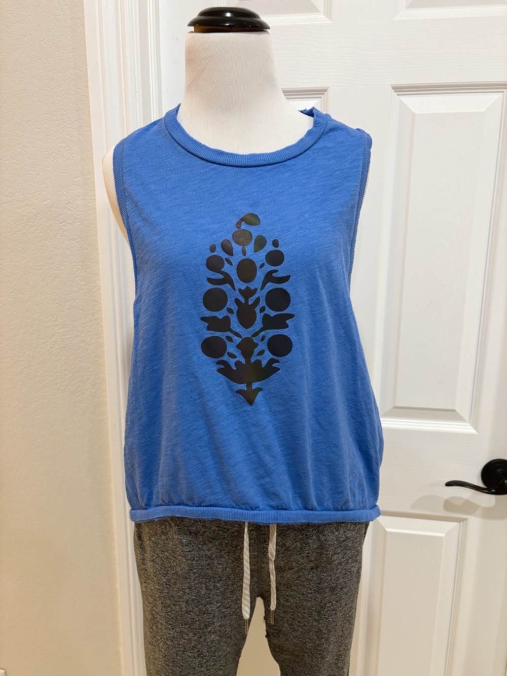 Free People RARE Reflective Rainbow Logo Blue Love Tank Size Medium